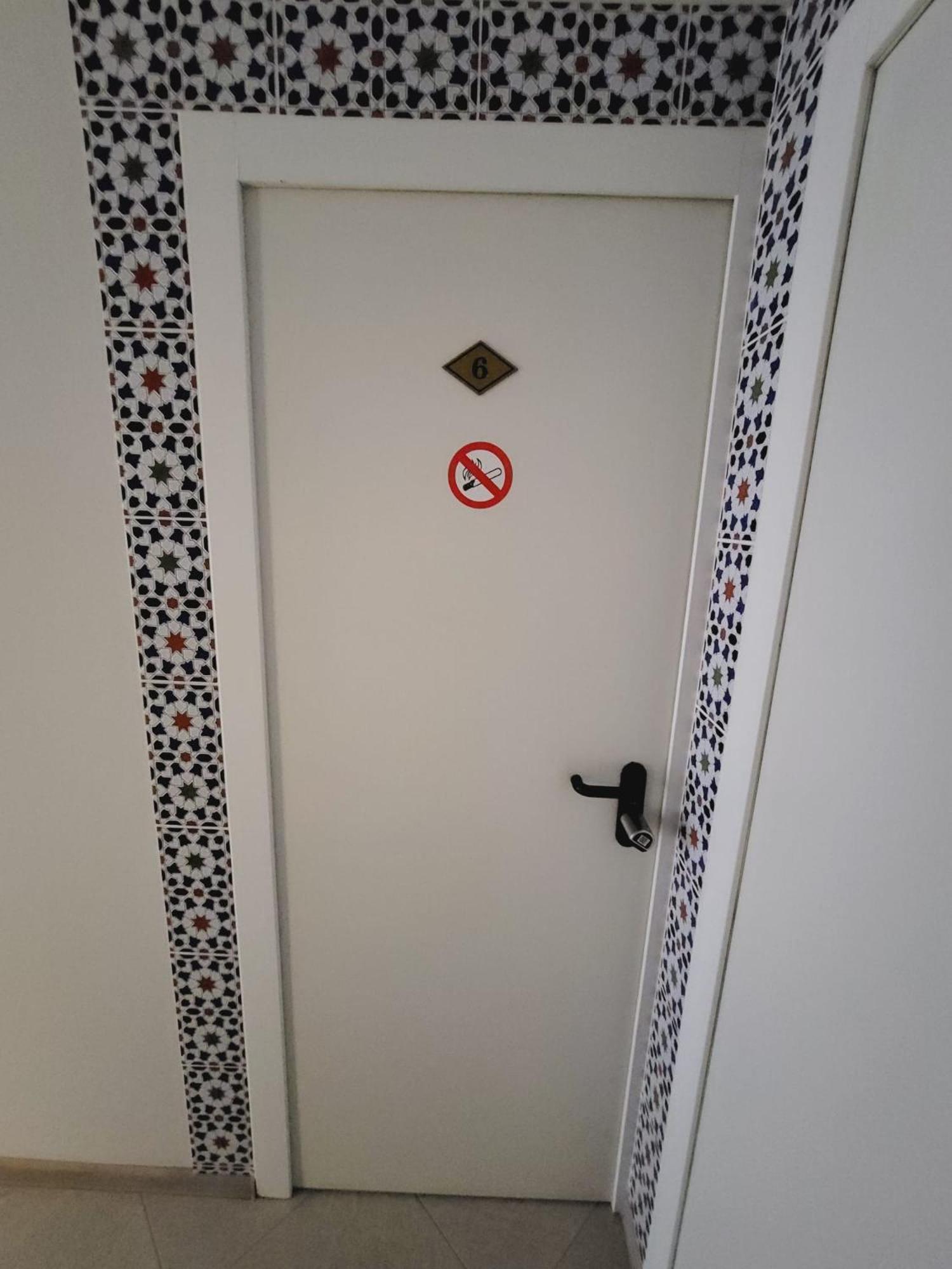 Mini-Hotel Casa De La Luz Аликанте Экстерьер фото